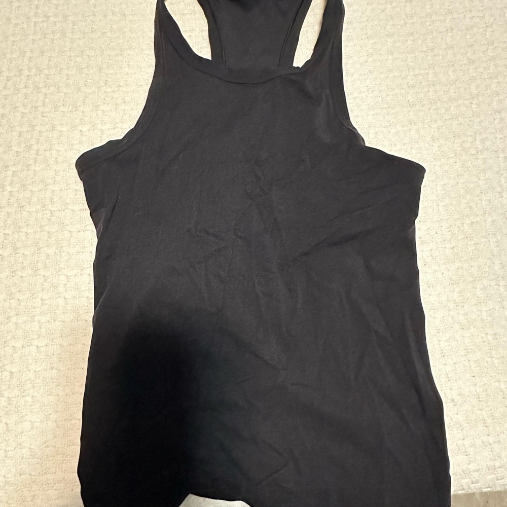 Lulu tank size 6